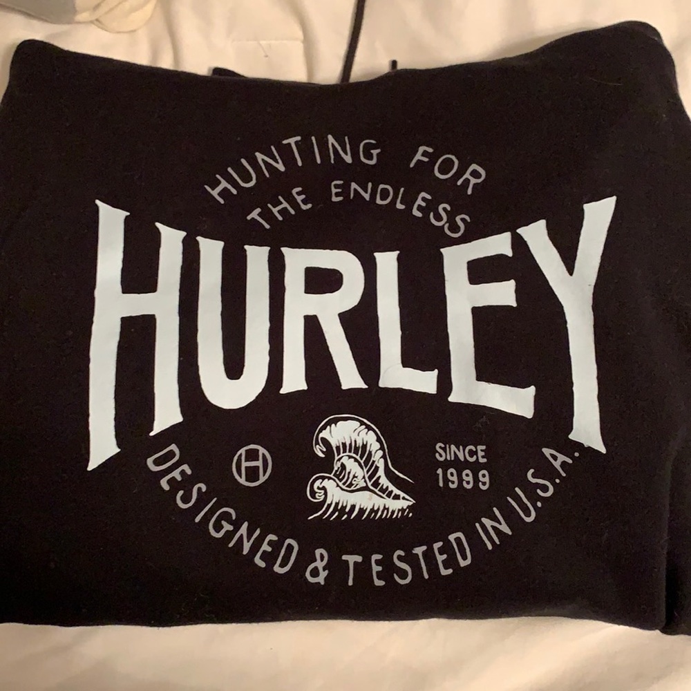 Men’s size L Hurley hoodie